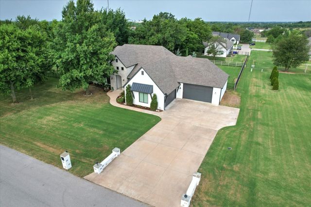 9388 S 279th East Avenue, Broken Arrow, OK 74014