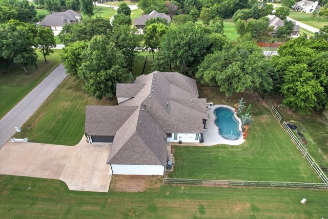 9388 S 279th East Avenue, Broken Arrow, OK 74014