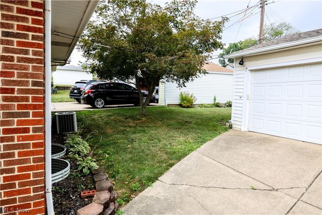 11517 Fordham Road, Garfield Heights, OH 44125