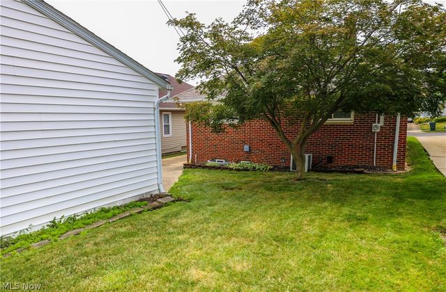 11517 Fordham Road, Garfield Heights, OH 44125