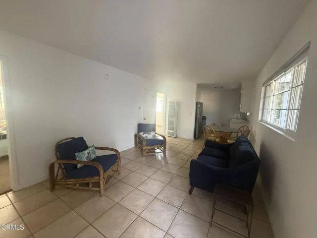 1064 Bangor, Ventura, CA 93001