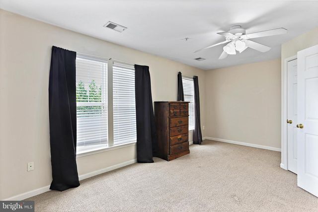 570 EISENHOWER DR, Frederick, MD 21703
