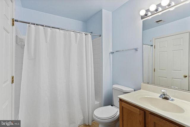 570 EISENHOWER DR, Frederick, MD 21703
