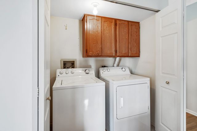 450 Bridle Trail 450, Wheeling, IL 60090