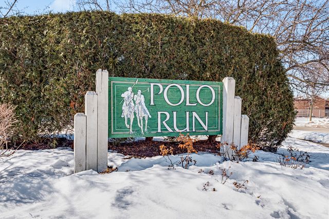 450 Bridle Trail 450, Wheeling, IL 60090