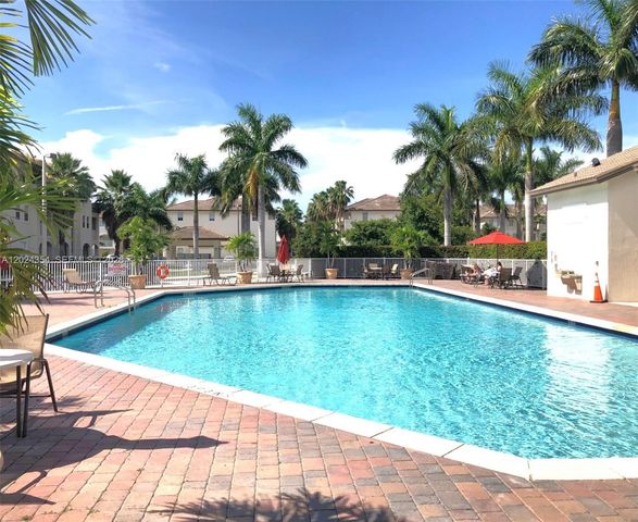 11403 NW 89th St 208, Doral, FL 33178