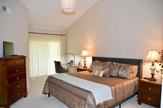 41691 Kansas Street, Palm Desert, CA 92211