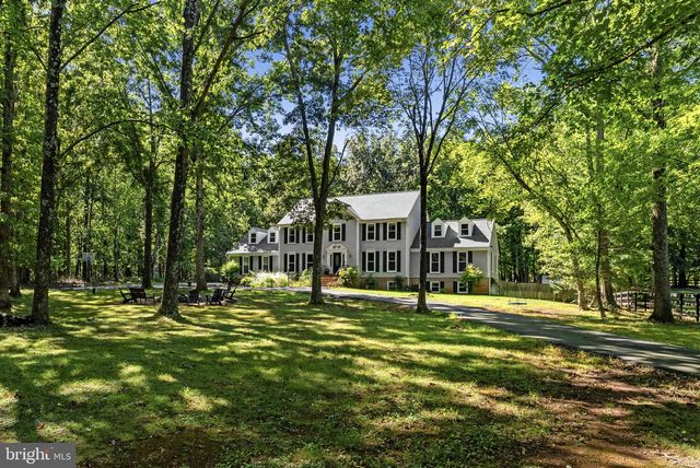 10080 GREENWICH WOOD DR, Nokesville, VA 20181