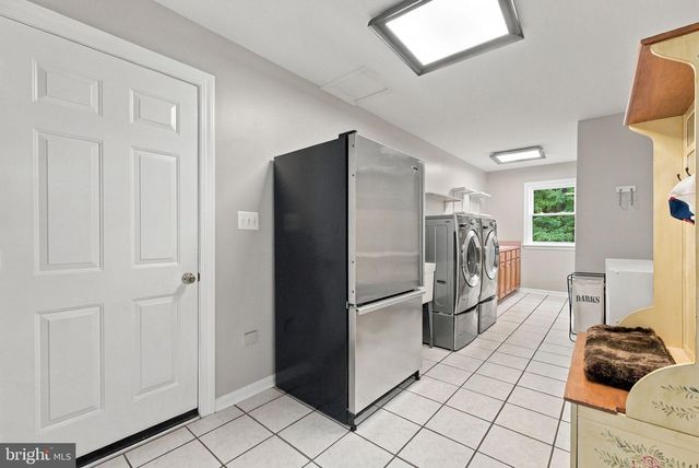 10080 GREENWICH WOOD DR, Nokesville, VA 20181