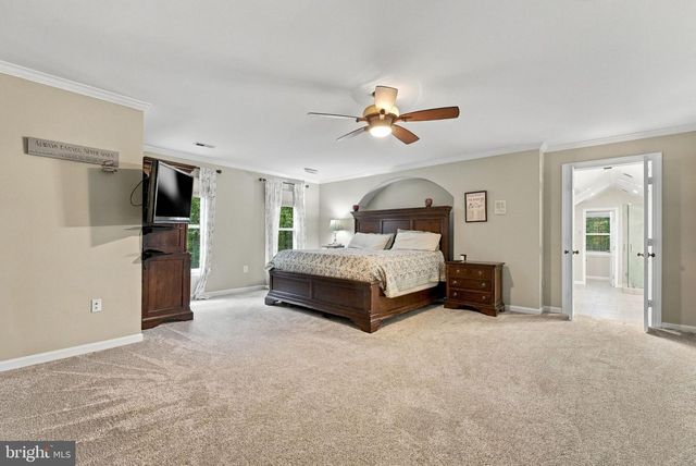 10080 GREENWICH WOOD DR, Nokesville, VA 20181