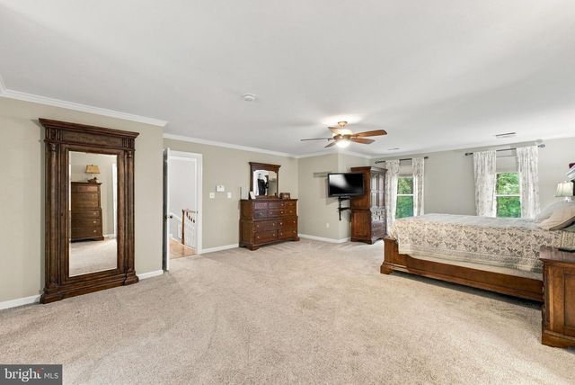 10080 GREENWICH WOOD DR, Nokesville, VA 20181