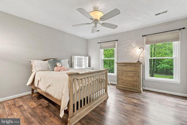 10080 GREENWICH WOOD DR, Nokesville, VA 20181
