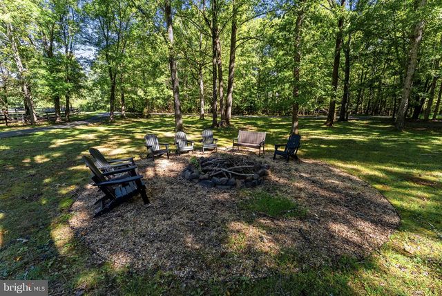 10080 GREENWICH WOOD DR, Nokesville, VA 20181