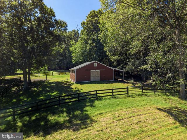 10080 GREENWICH WOOD DR, Nokesville, VA 20181