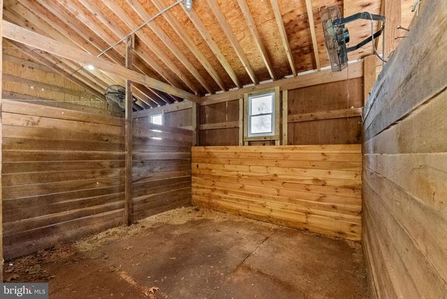 10080 GREENWICH WOOD DR, Nokesville, VA 20181