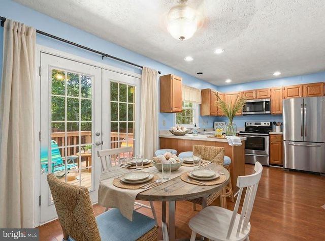 2180 COMMISSARY CIR, Odenton, MD 21113
