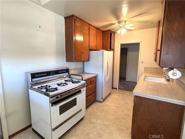 2771 Rutgers, Long Beach, CA 90815
