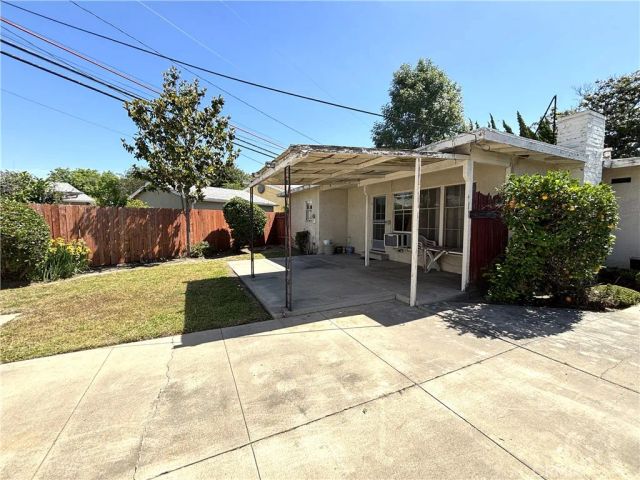 2771 Rutgers, Long Beach, CA 90815