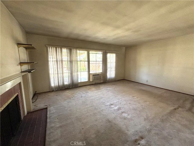 2771 Rutgers, Long Beach, CA 90815