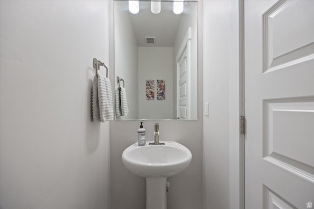 7087 N SLICK ROCK WAY, Eagle Mountain, UT 84005