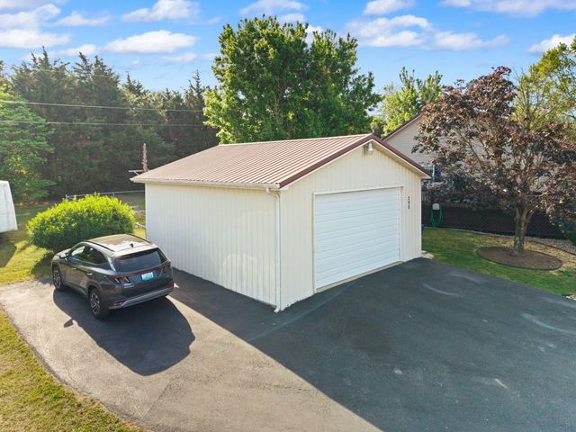 298 Forest Ridge Road, Bronston, KY 42518