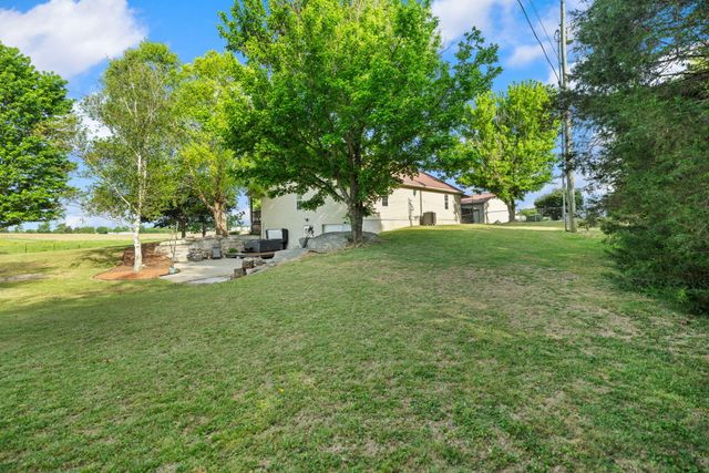 298 Forest Ridge Road, Bronston, KY 42518