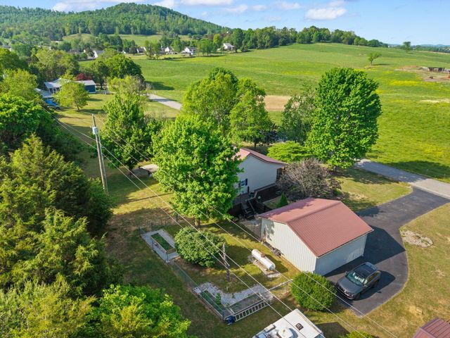 298 Forest Ridge Road, Bronston, KY 42518