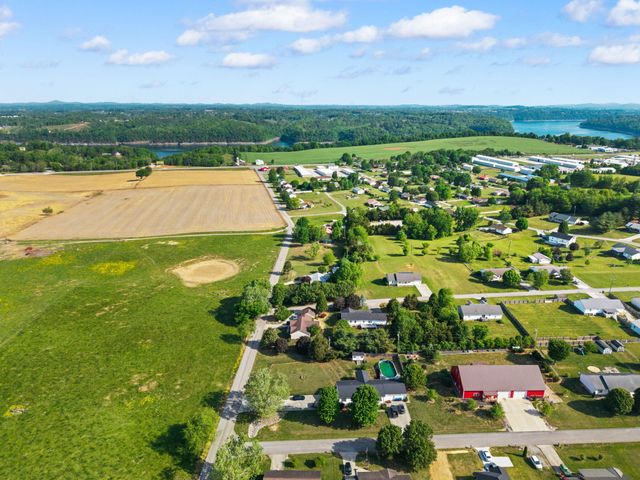 298 Forest Ridge Road, Bronston, KY 42518