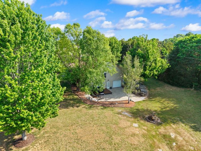 298 Forest Ridge Road, Bronston, KY 42518
