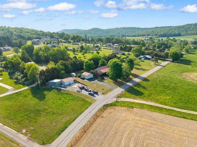 298 Forest Ridge Road, Bronston, KY 42518