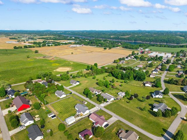 298 Forest Ridge Road, Bronston, KY 42518
