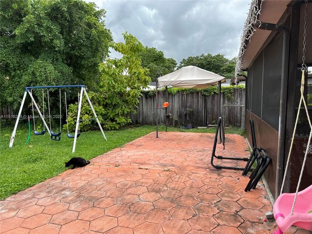 6420 SW 18th Ter 6420, West Miami, FL 33155
