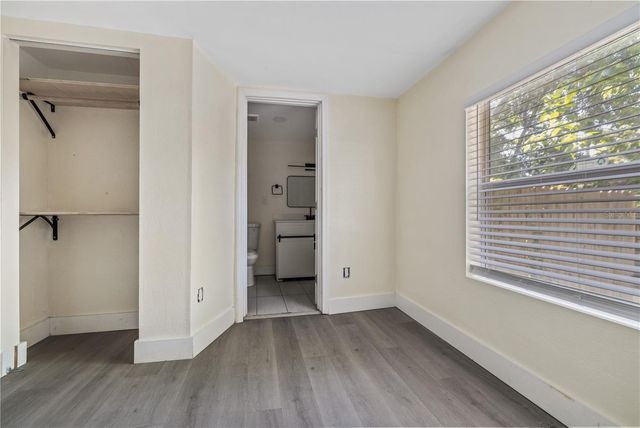 8303 N 11TH STREET, Tampa, FL 33604