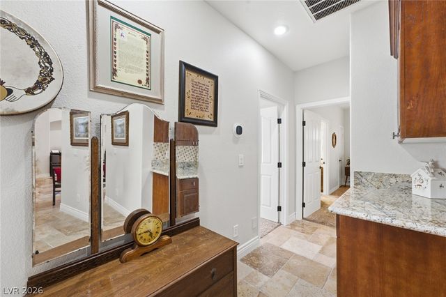 9760 Bright Angel Way, Las Vegas, NV 89149