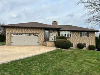 2993 Oak Street, Norton, OH 44203