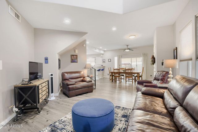 8825 S 51ST Street S 1, Phoenix, AZ 85044