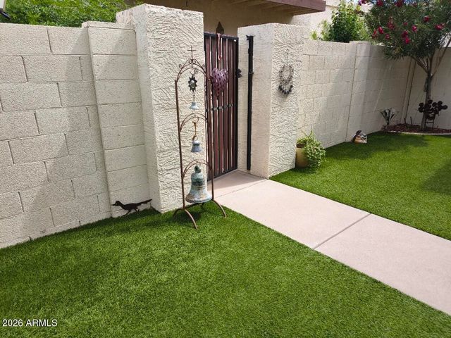 8825 S 51ST Street S 1, Phoenix, AZ 85044