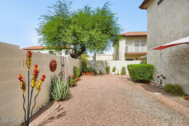 8825 S 51ST Street S 1, Phoenix, AZ 85044