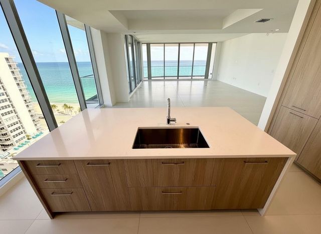 151 N Seabreeze blv E-1204, Fort Lauderdale, FL 33304