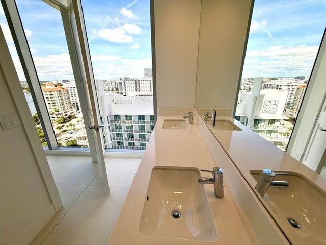 151 N Seabreeze blv E-1204, Fort Lauderdale, FL 33304