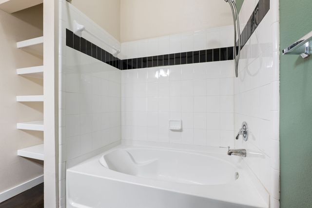 201 W Lancaster Avenue 206, Fort Worth, TX 76102