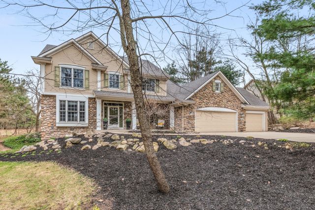 8149 Barony Point, Texas Twp, MI 49071