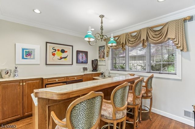 4 Fordham Rd, Livingston Twp., NJ 07039