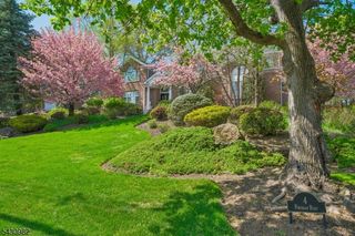 4 Fordham Rd, Livingston Twp., NJ 07039