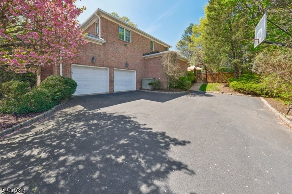 4 Fordham Rd, Livingston Twp., NJ 07039 — photo 3