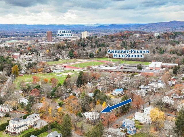 48 Gray St, Amherst, MA 01002