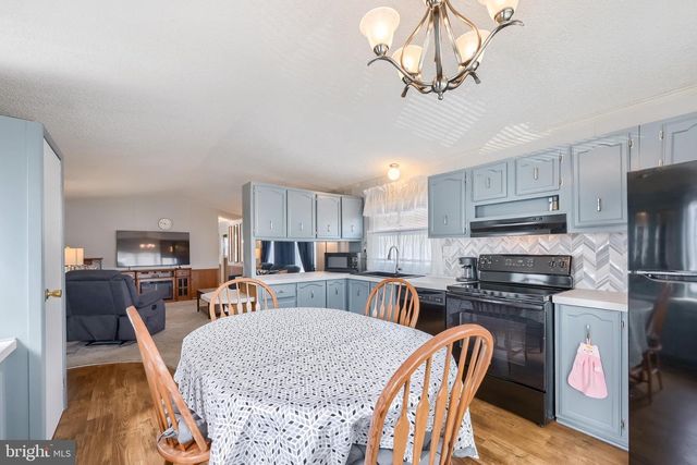 141 COWHIDE CIR, Middle River, MD 21220
