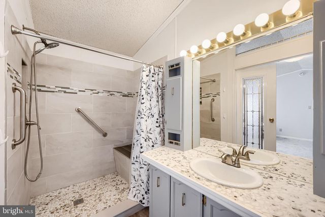 141 COWHIDE CIR, Middle River, MD 21220