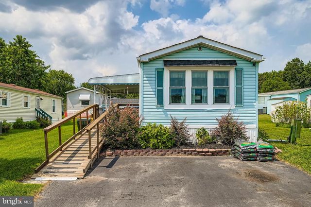 141 COWHIDE CIR, Middle River, MD 21220