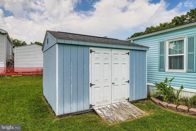 141 COWHIDE CIR, Middle River, MD 21220